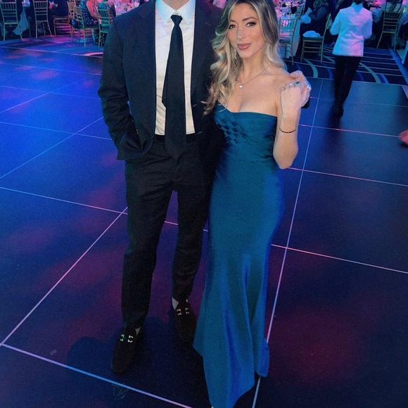 Marciano Dresses & Skirts - Marciano Mermaid Dress